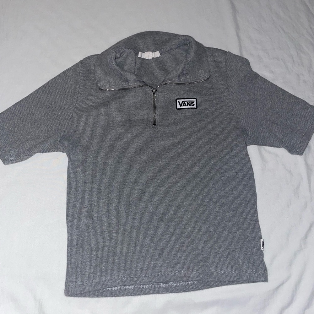 GRAY VANS CROP TOP